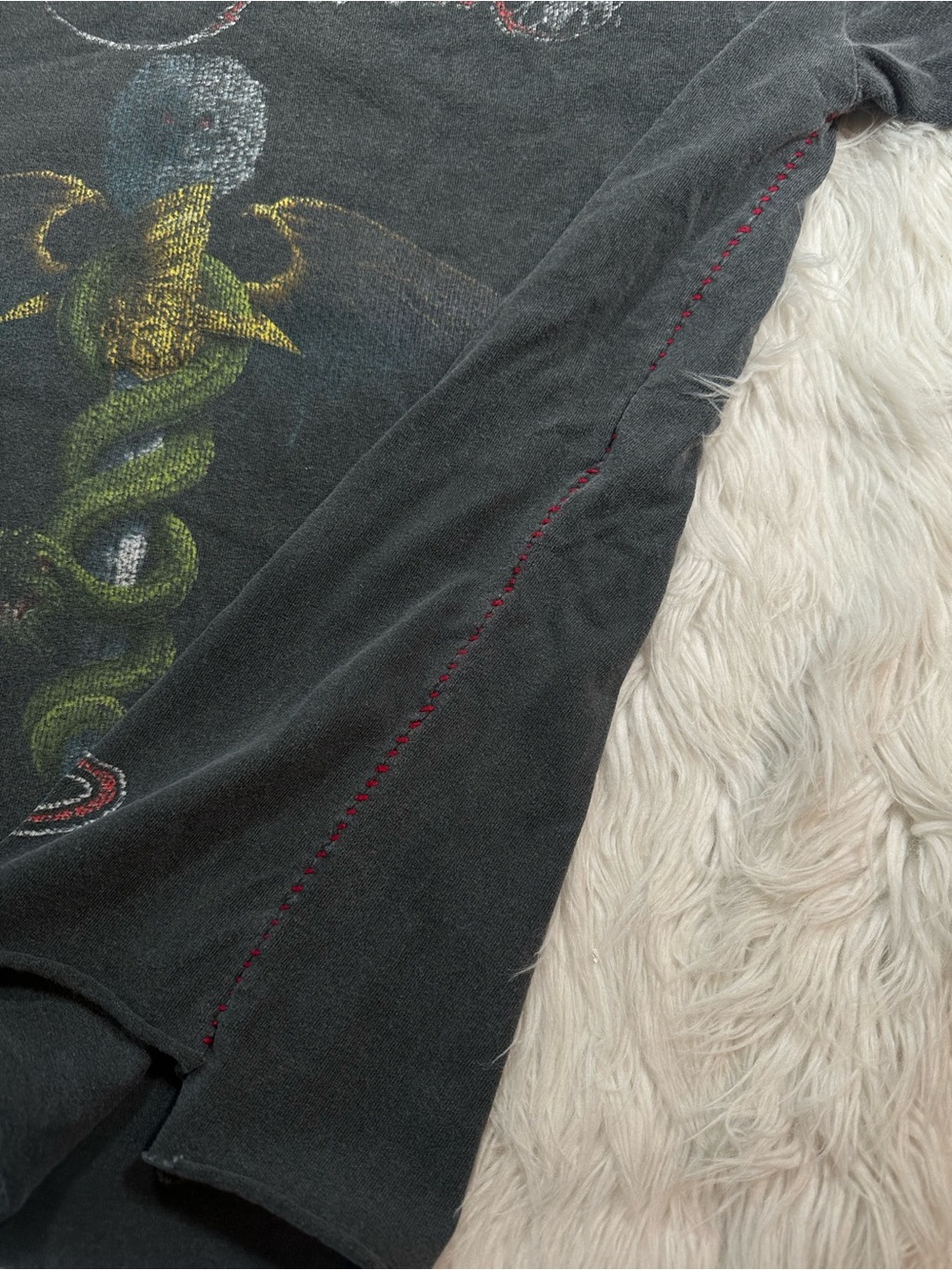 MyDyer.Com • Motley Crue Vintage 2000s Dr Feel Good Band Tee - Picture 11 of 16